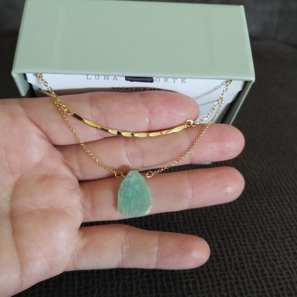 Luna🌙 Norte Double✌️ Gold Necklace Set - Picture 7 of 14